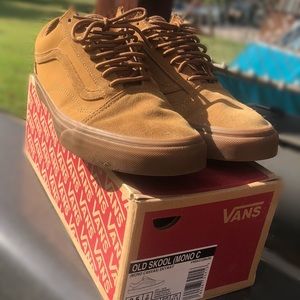 Tan Vans old skool suede/nubuck